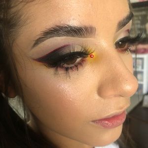 Meet your Posher, Fabiola